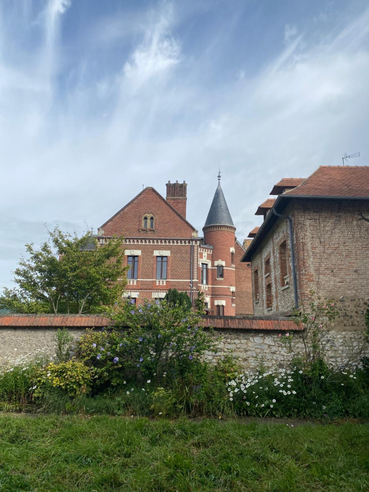 Apartament Romeo Les Andelys Zewnętrze zdjęcie